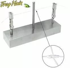 Frog Hair Leader Tying Tool